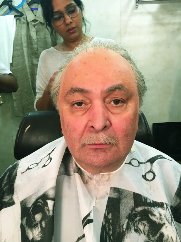 Preetisheel Singh working on Rishi Kapoor's look on the sets of 102 Not Out.