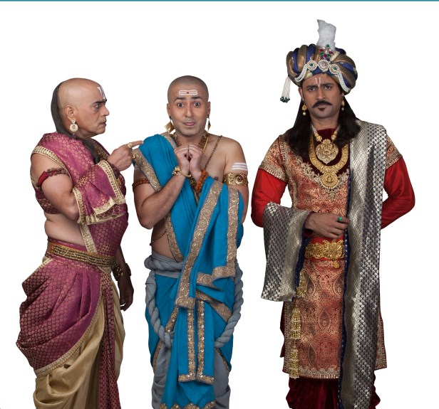 Pankaj Berry as Tathacharya Krishna Bhradwaj as Tenali Rama Manav Gohil as Krishnadevraya_1