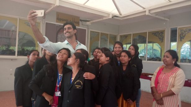 Kunal Kapoor at Rehabilitation Center