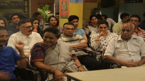 Team Home- Annu Kapoor, Supriya Pilgaonkar, Amol Parashar, Chetna Pande, Parikshit Sahni, Neeraj Udhwani, Rupali Guha and more
