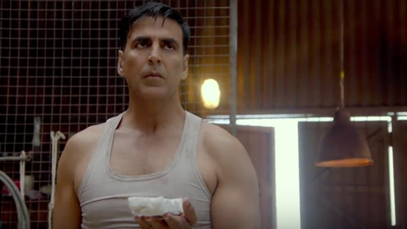 Saale Sapne, Akshay Kumar in Padman
