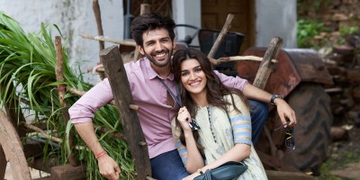 Kartik Aaryan and Kriti Sanon in Luka Chuppi