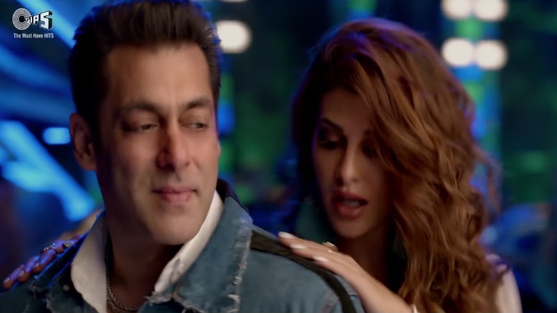 Salman Khan and Jacqueline Fernandez Heeriye Song - Race 3