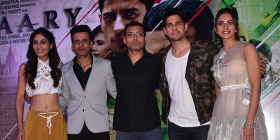 Sidharth Malhotra, Manoj Bajpayee, Rakulpreet, Pooja Chopra along with Neeraj Pandey at Aiyaary Trailer launch