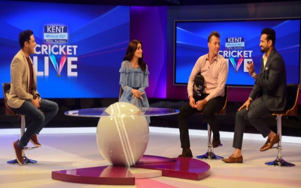 Alia Bhatt, Brett Lee and Irfan Pathan at Kent Cricket LivE, Star Sports Studio