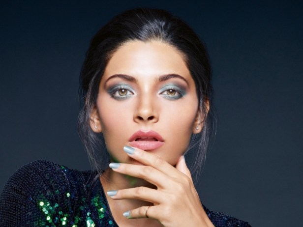 Saiyami Kher - Mark - Avon brand 