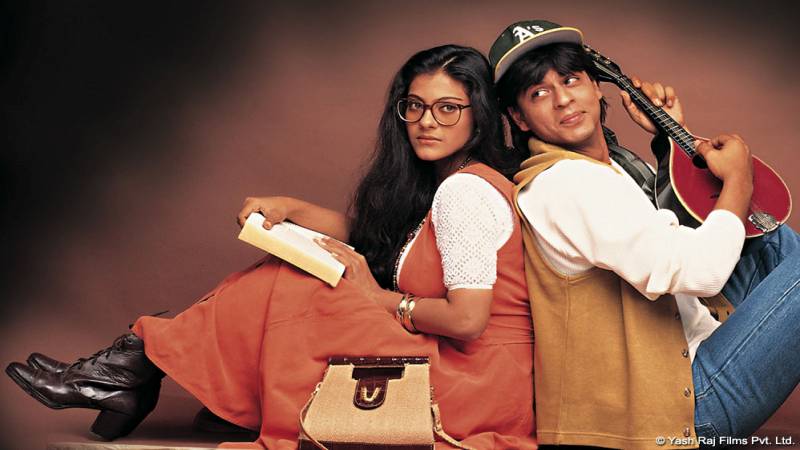 Shahrukh Khan and Kajol in Dilwale Dulhania Le Jayenge