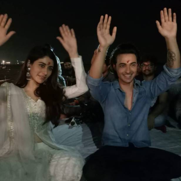 Aayush Sharma and Warina Hussain attend Ganga Aarti at Varanasi 