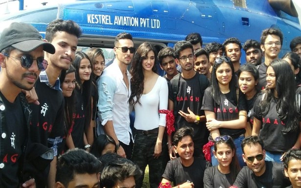 Baaghi 2 Trailer launch, Tiger Shroff, Disha Patani with Baaghi fans