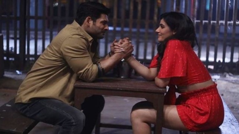 Sidharth Shukla and Sonia Rathee in Broken But Beautiful 3