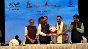 Shri Susheel Modi, Shri Devendra Fadnavis and Pankaj Tripathi
