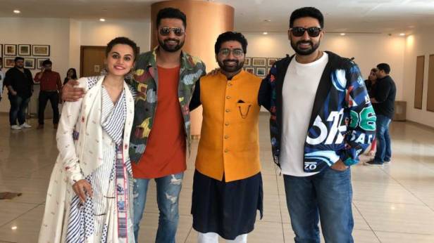Manmarziyaan team Abhishek Bachcna, Taapsee Pannu, Vicky Kaushal with Malhar Thakkar in Ahmedabad, Gujarat 