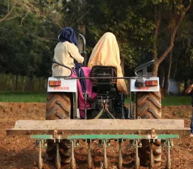 Glimpses of Taapsee Pannu along with Bhumi Pednekar from Saand Ki Aankh