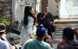 Lo Sarar - Baaghi 2, Tiger Shroff