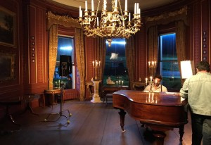 Karan Kundrra playing Piano