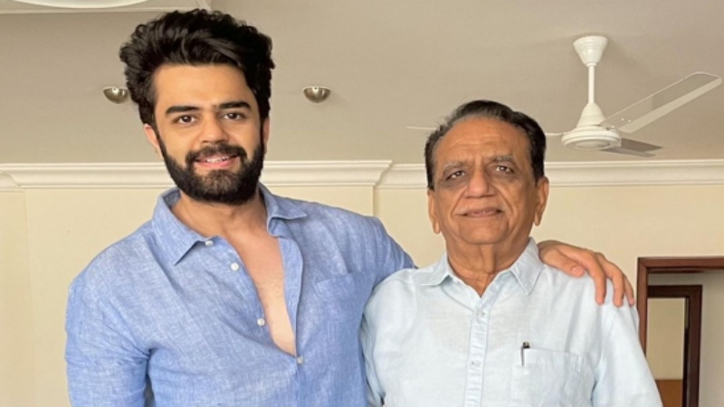 Maniesh Paul with father Jagmohan Paul