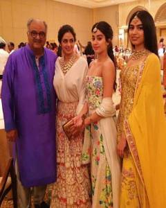 Boney Kapoor, Sridevi, Janhnvi and Khusi