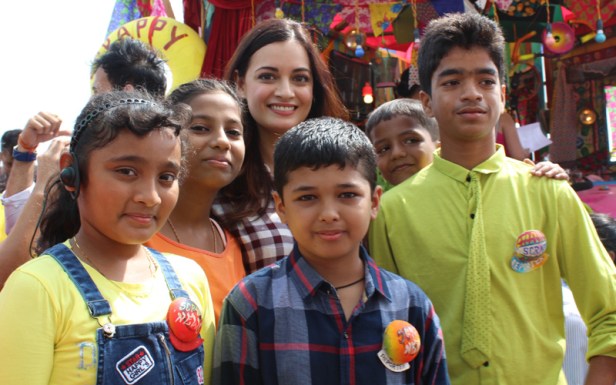 Dia Mirza with Scrappy News service Anchors and Reporters