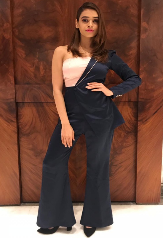 Shalmali Kholgade