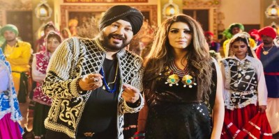 Daler Mehndi With Sapna Chaudhry