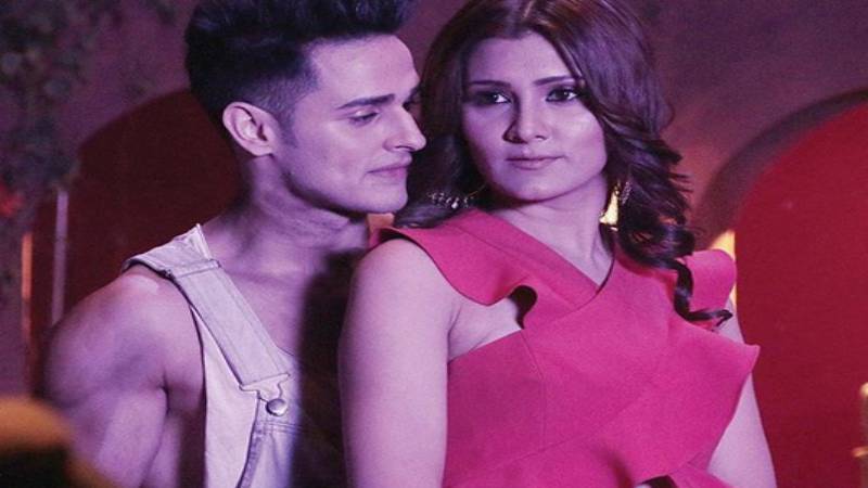 Aastha Gill and Priyank Sharma in Buzz