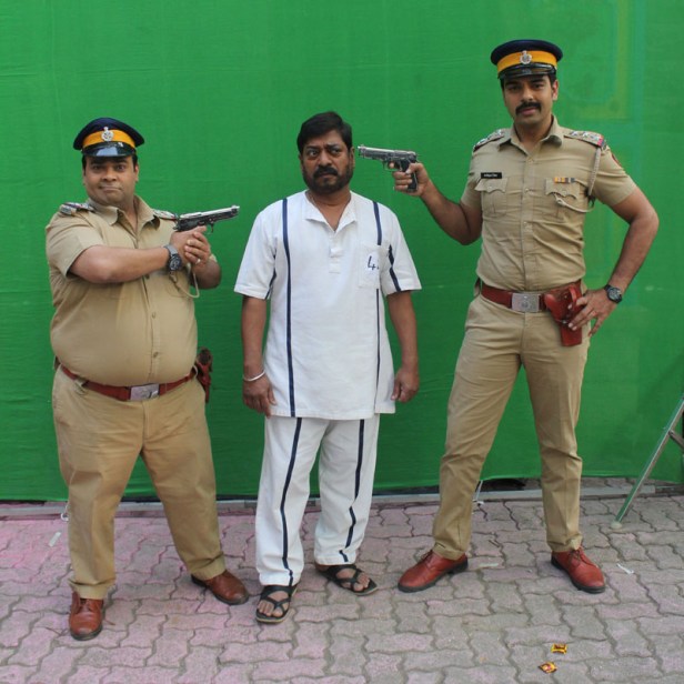 Sanjay Narvekar in PARTNERS – TROUBLE HOGAYI DOUBLE 