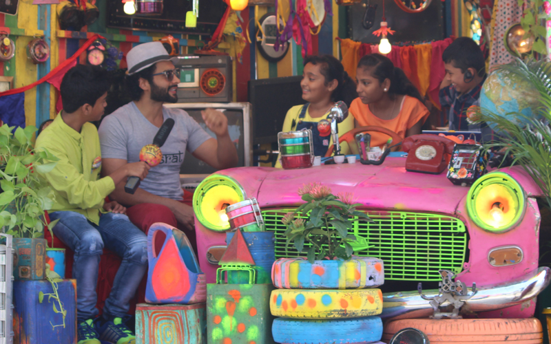 Jackky Bhagnani with Scrappy News service anchors and Reporters