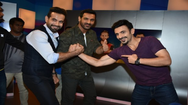 Irfan Pathan, John Abraham and Jatin Sapru at Kent Cricket Live