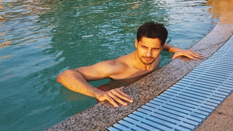 Sidharth Malhotra Aqua Training