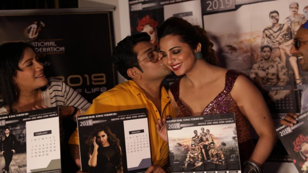Sabyasachi Satpathy and Arshi Khan at 2019 The Iconic Calendar Launch