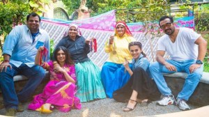 Tushar Hiranandani, Bhumi Pednekar, Taapsee Pannu and Anurag Kashyap with Chandro and Prakashi Tomar for Saand Ki Aankh