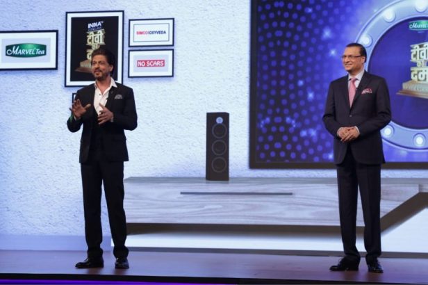 Shah Rukh Khan and Rajat Sharma at TV Ka Dum