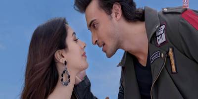 Warina Hussain and Aayush Sharma in Tera Hua song from Loveratri