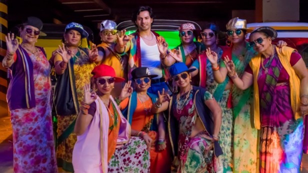 Varun Dhawan's Sab Badhiya Hai song image from Sui Dhaaga 