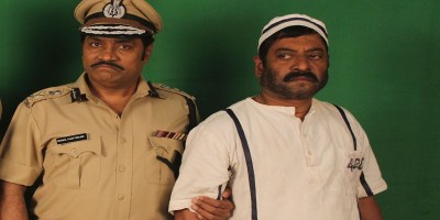 Sanjay Narvekar, Johny Leaver in PARTNERS – TROUBLE HOGAYI DOUBLE