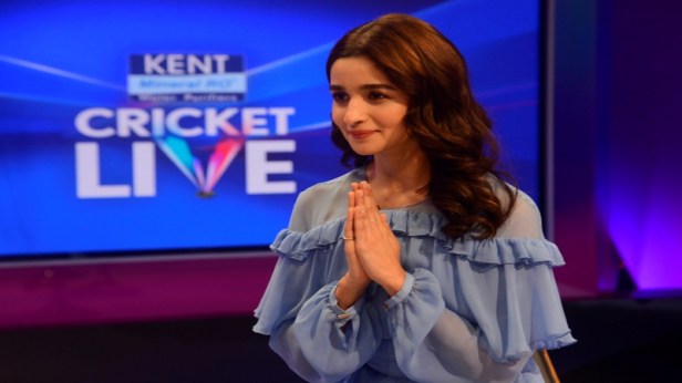 Alia Bhatt at Kent Cricket Live, Star Sports Studio