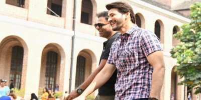 Mahesh Babu on sets of Maharishi with director Vamshi Paidipally