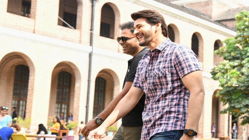 Mahesh Babu on sets of Maharishi with director Vamshi Paidipally