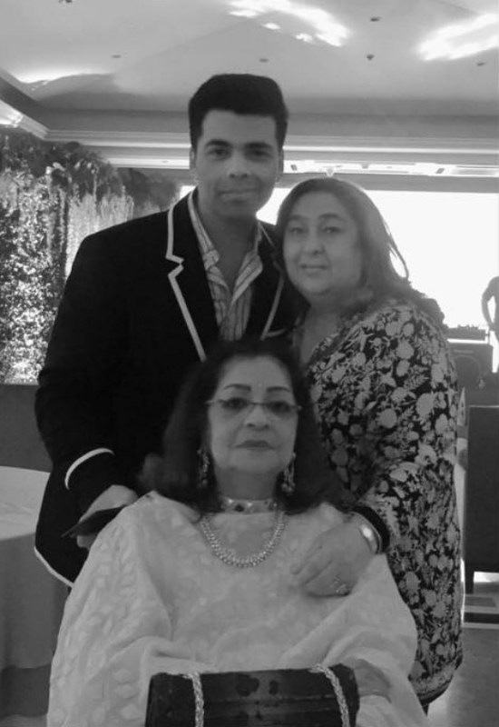 Karan Johar, Reema Jain with Hiroo Johar at Hiroo Johar's 75 birthday celebration