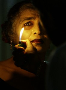 SUSHMA-DESHPANDE AS AJJI