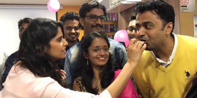 Sai Tamhankar with her fan club Saiholics member in Pune