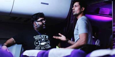 Sumeet Vyas with Director of High Jack Akarsh Khurana