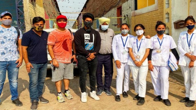 Ravi Dubey get cast and the crew of Dreamiyata vaccinated