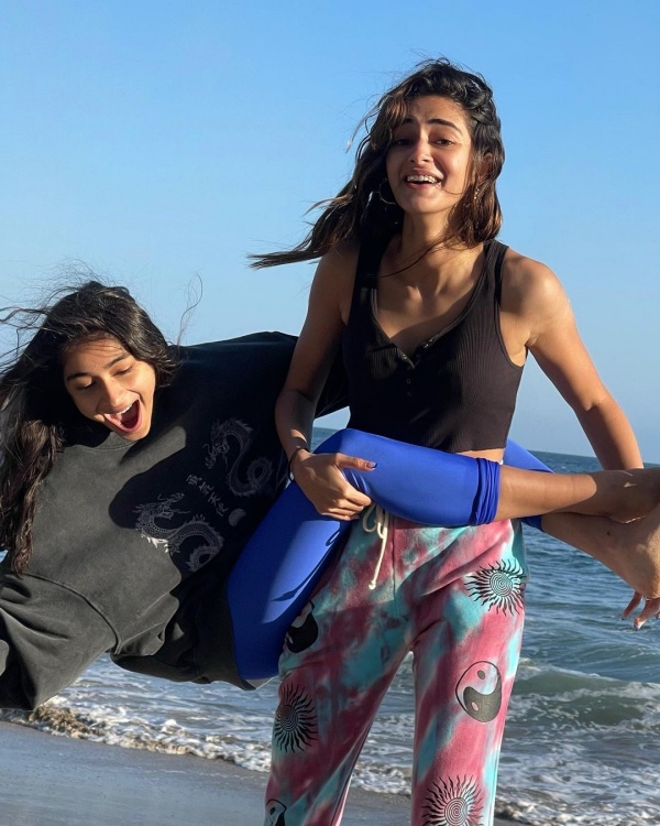 Ananya Panday with sister Rysa
