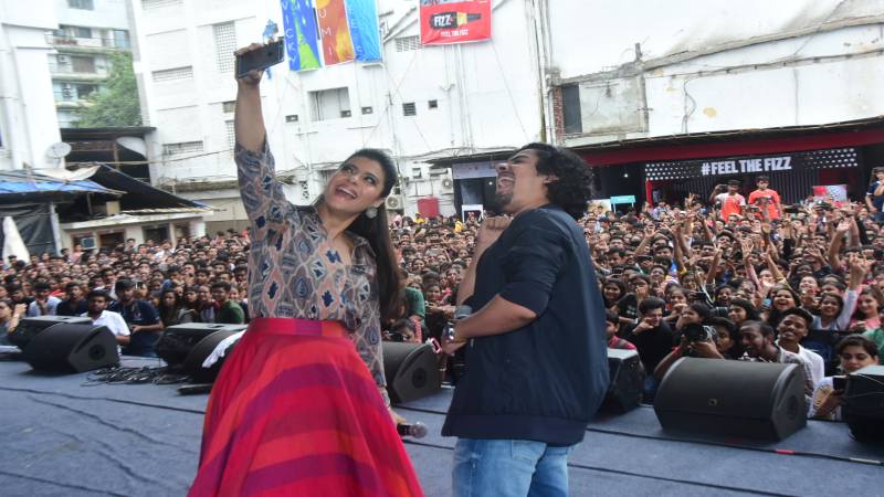 Kajol and Riddhi Sen at college in Mumbai
