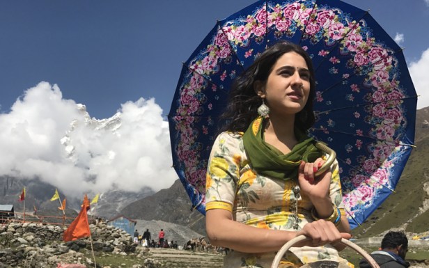 Sara Ali Khan Frist Look from Kedarnath