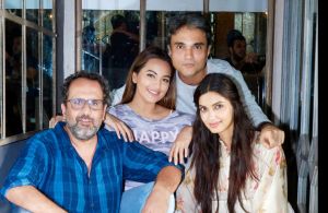team Happy Bhag Jayegi Returns