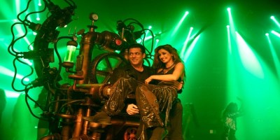 Salman Khan and Disha Patani in Seeti Maar Song