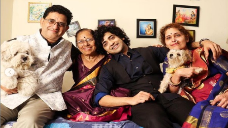 Sumedh Mudgalkar with his Father, Grand Mother and Mother