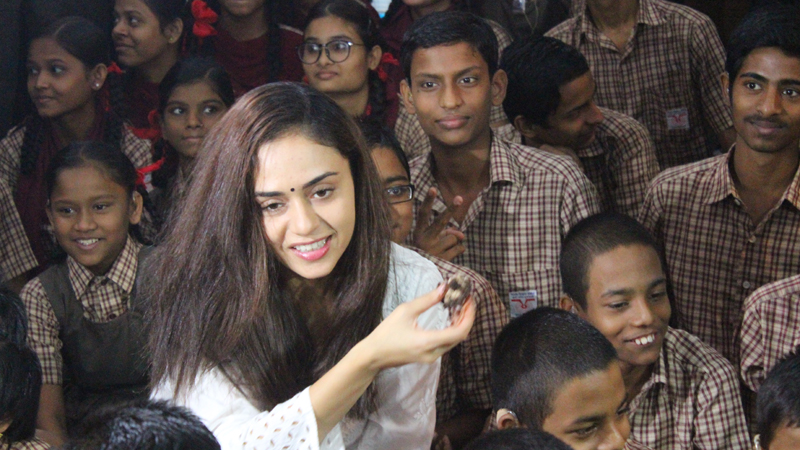 Amruta Khanvilkar Birthday Celebration